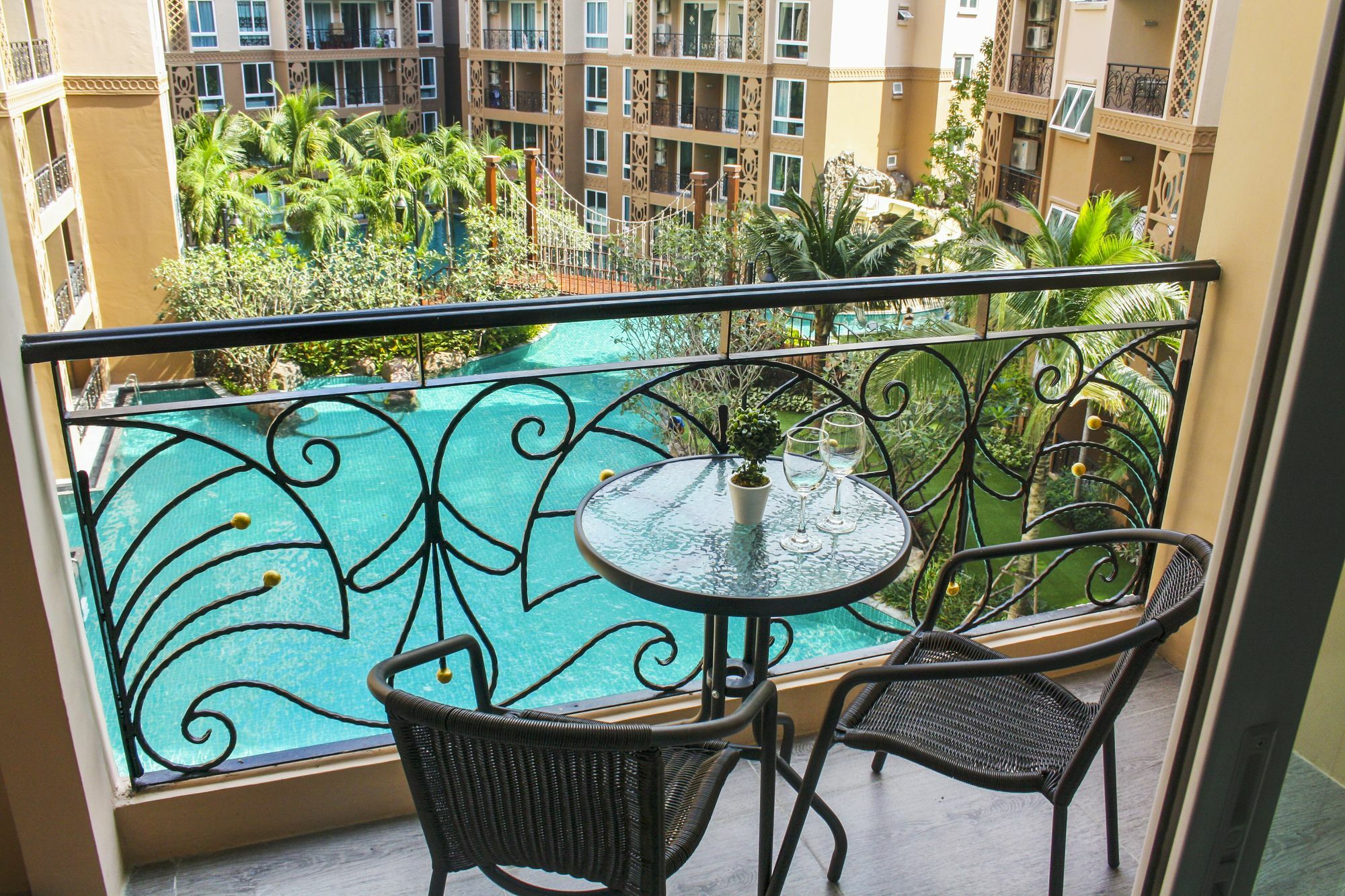 Atlantis Condo Resort Jomtien Beach Εξωτερικό φωτογραφία
